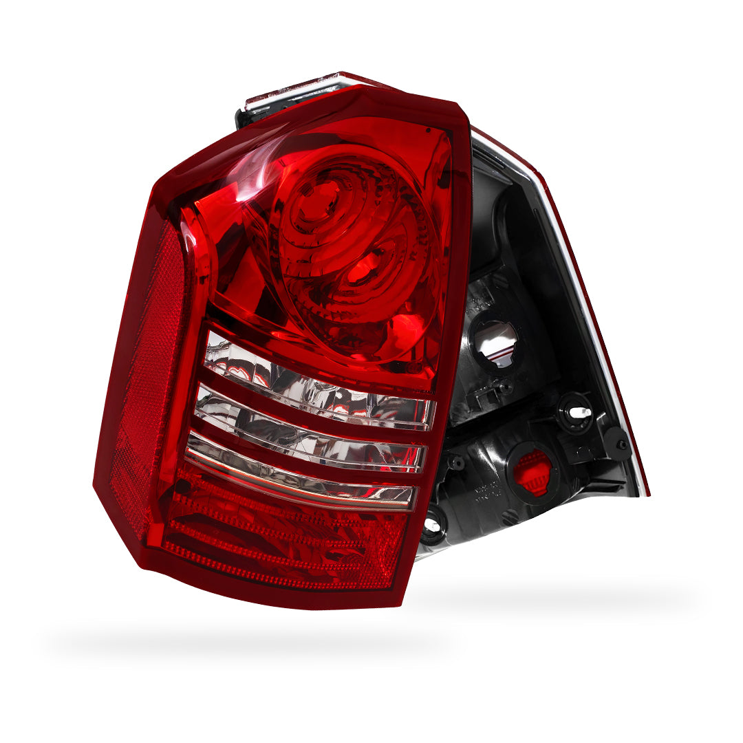 Chrysler 300C (2005 - 2008) Halogen Tail Lights LH + RH